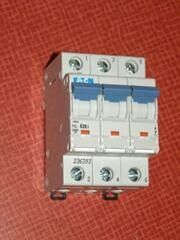 Выключатель автоматический 6А кривая отключения C трехполюсный отключающая способность 10 кА PL7-C6/3 - 263406 EATON