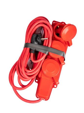 Удлинитель колодка 5м 3 гнезда КГ 3*2.5 мм 16A 250В 4000Вт каучук IP44 красный Россия УХз16 - YKsm5m-3g(16A)KG-R Космос