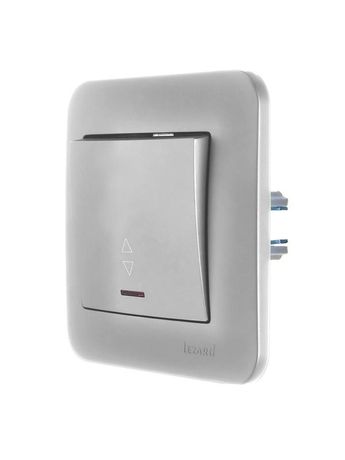 Переключатель проходной 1-кл. 1п СП ASTI 10А IP20 с подсветкой платина LEZARD 7081-3535-114 LEZARD арт. 7081-3535-114