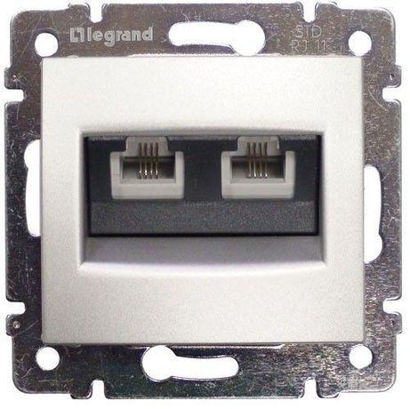Розетка телефонная 2-м СП Valena RJ11 4 контакт. механизм алюм. IEK 770139 Legrand