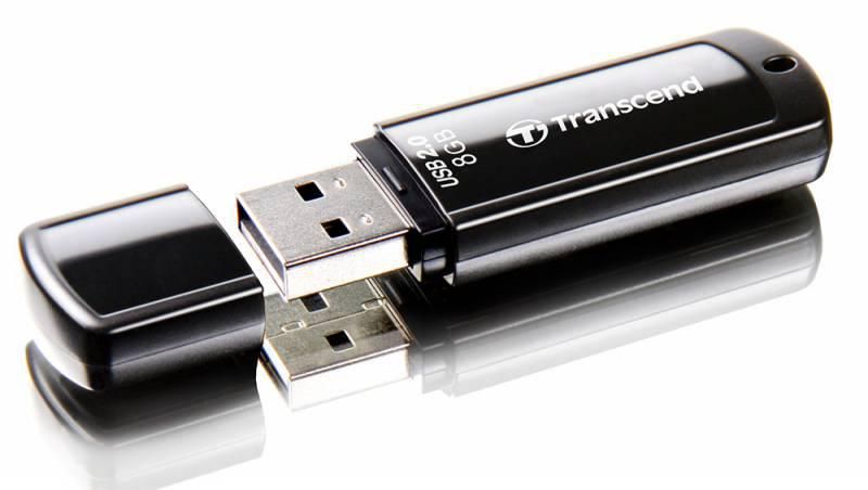 Флеш-диск 8Гбайт Jetflash 350 TS8GJF350 USB2.0 черн. Transcend 626260