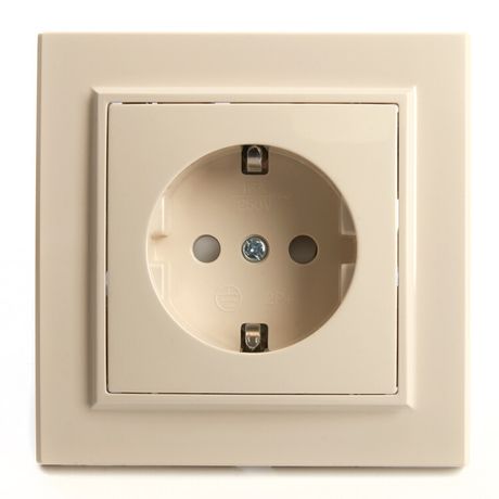 Розетка одноместная с/з,с защитной шторкой,250В, 16А, серия Эрна, слоновая кость Stekker - PST16-9010-02 39236 FERON