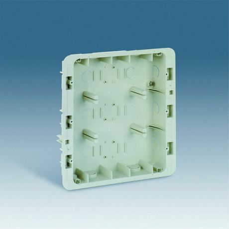 Коробка монтажная 3-х ряд. СП Simon 27857-61