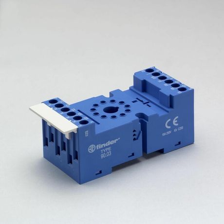 Розетка с винтовыми клеммами (с зажимной клетью) для реле 60.13, таймера 88.02, применяются модули 86.00, 86.30, 99.02, в комплекте металлическая клипса 090.33, версия: синий цвет - 90.03SMA FINDER 9003SMA