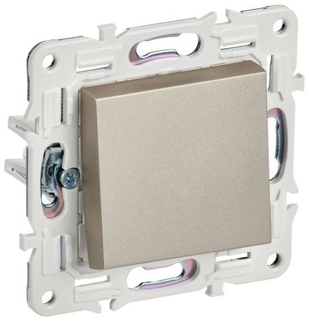 Выключатель кнопочный 1-кл. SKANDY 10А SK-V14Sh шампань IEK SK-V17-0-10-K37