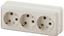 Розетка 3-м ОП Quadro 2-206-02 16А IP20 250В 3х2P+E сл. кость Intro Б0036146 ЭРА