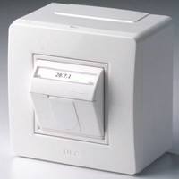 Коробка для миниканалов с тел./компьютер.розеткой коричневая (розница) | 10665B DKC (ДКС)