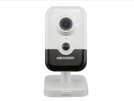 Видеокамера IP DS-2CD2423G0-IW (2.8мм) (W) 2.8-2.8мм цветная Hikvision 1517392 купить в Москве по низкой цене